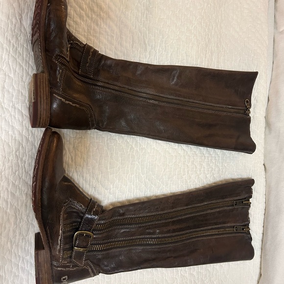 Women’s Bed Stu - Size 9 Brown Leather Boots - Tall with adjustable calf width - Picture 10 of 16